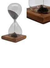 Load image into Gallery viewer, Magnetic Hour Glass
